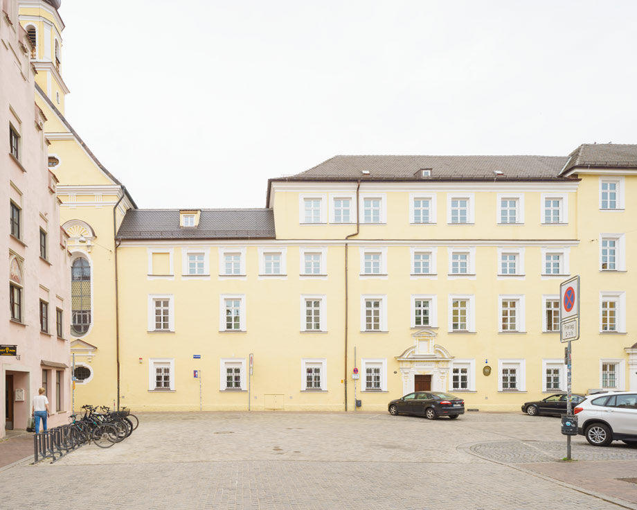 Ursulinenkloster Landshut, Westfassade, 2026